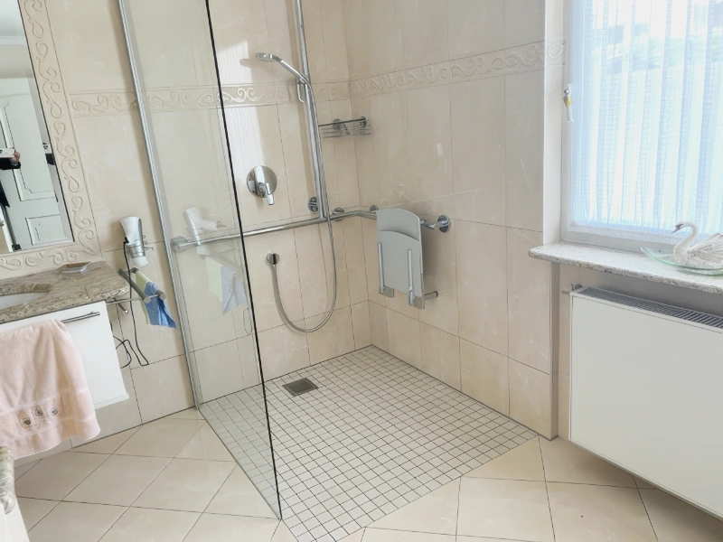 Dusche